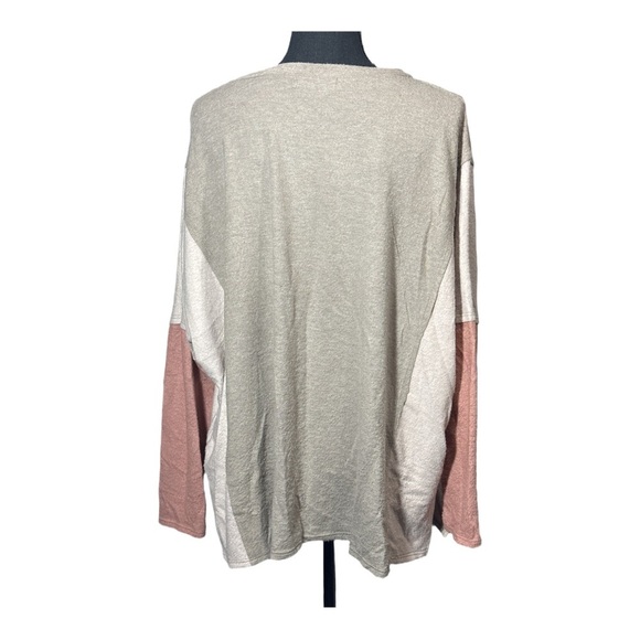 Easel Colorblock Long Sleeve Top size Medium - Picture 3 of 6